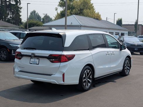 Used 2025 Honda Odyssey EX-L image 5