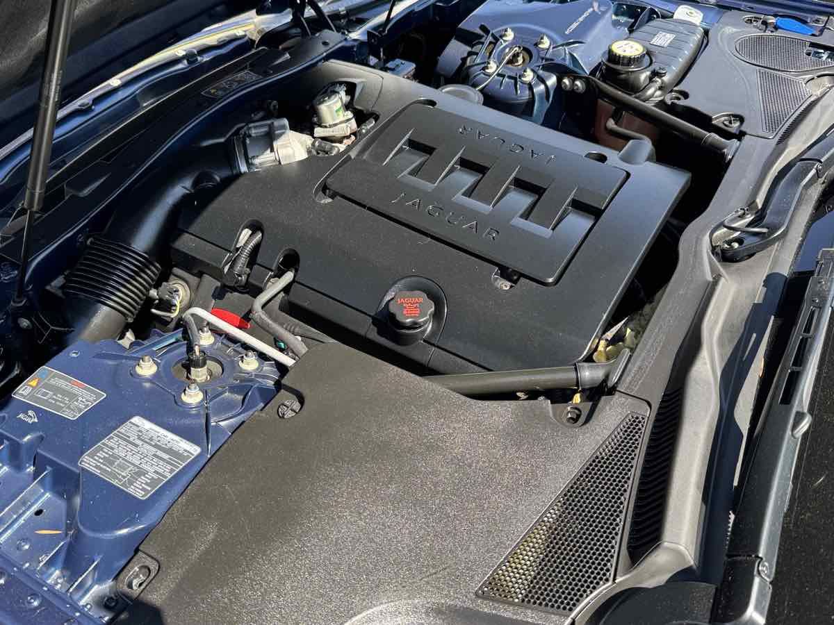 Used 2007 Jaguar XK Convertible RWD image 9