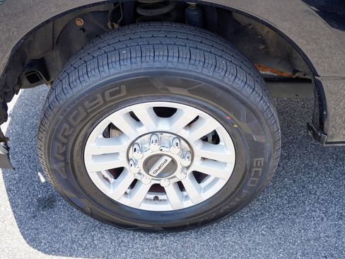 Used 2018 Ford F250 XL w/ STX Appearance Package RWD image 27