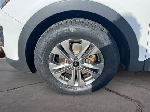 Used 2016 Hyundai Santa Fe Sport image 14