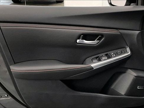 New 2025 Nissan Sentra SR w/ SR Premium Package FWD image 54
