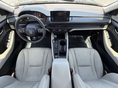 Used 2023 Honda Accord LX image 13