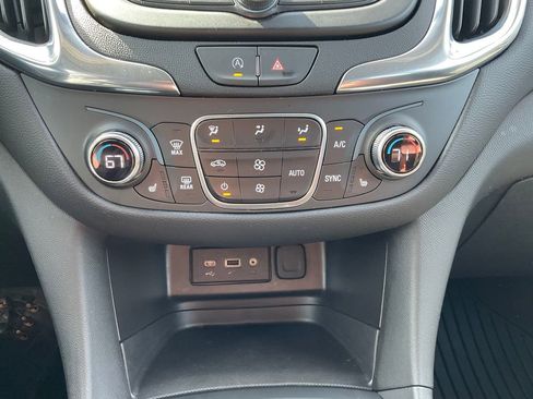 Used 2024 Chevrolet Equinox LT AWD/4WD image 9