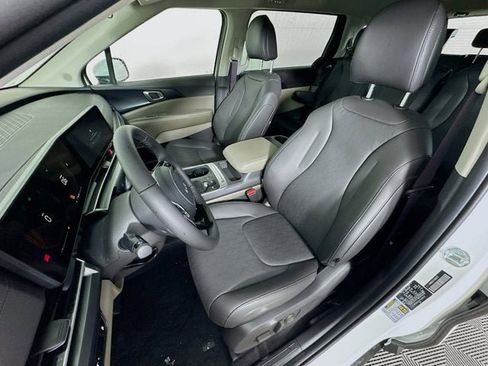 New 2026 Kia Carnival image 21