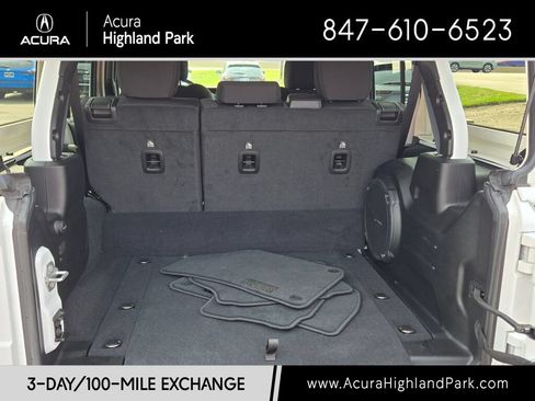 Used 2022 Jeep Wrangler Unlimited Rubicon 4xe w/ Cold Weather Group AWD/4WD image 21