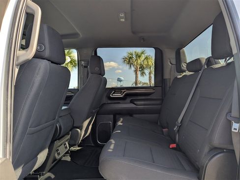 Certified 2024 Chevrolet Silverado 3500 LT image 16