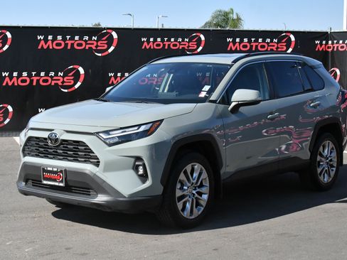 Used 2023 Toyota RAV4 XLE Premium FWD image 3