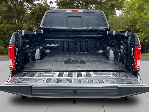 Used 2016 Ford F150 Lariat w/ Trailer Tow Package image 7