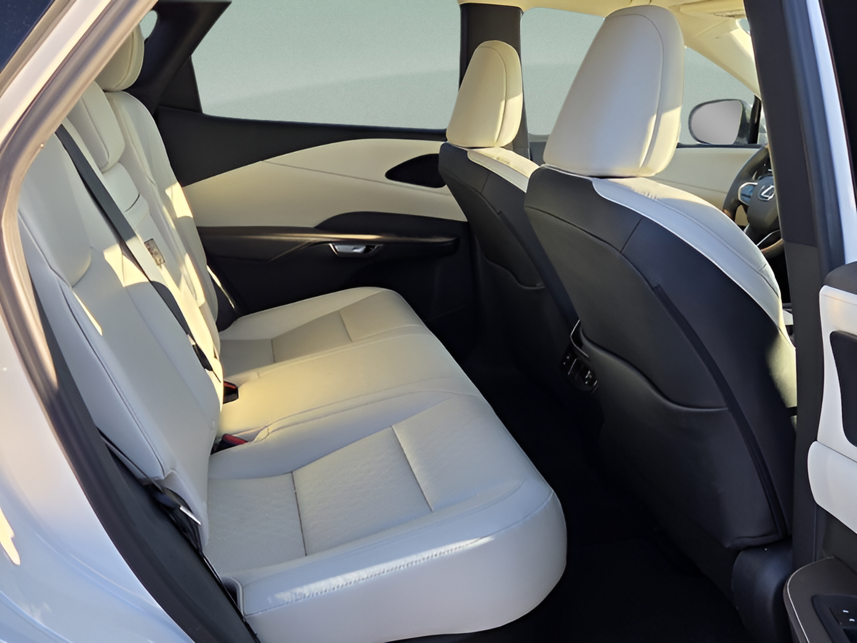 Certified 2024 Lexus RX 350 Premium Plus w/ Convenience Package FWD image 15