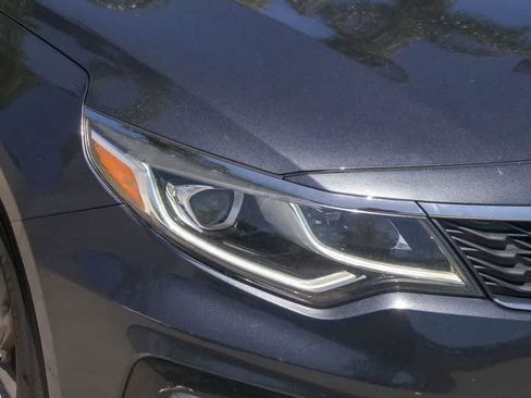 Used 2020 Kia Optima LX FWD image 4