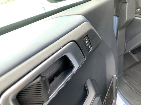 New 2025 Ford Bronco Heritage Edition image 10