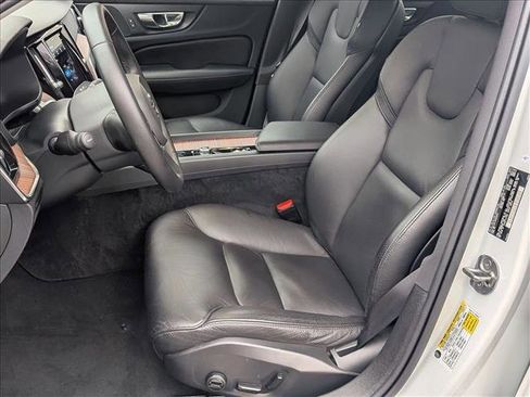 Used 2023 Volvo S60 B5 Plus w/ Protection Package Premier image 17