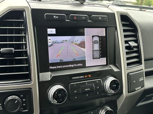 Used 2020 Ford F150 Lariat w/ Equipment Group 502A Luxury AWD/4WD image 24
