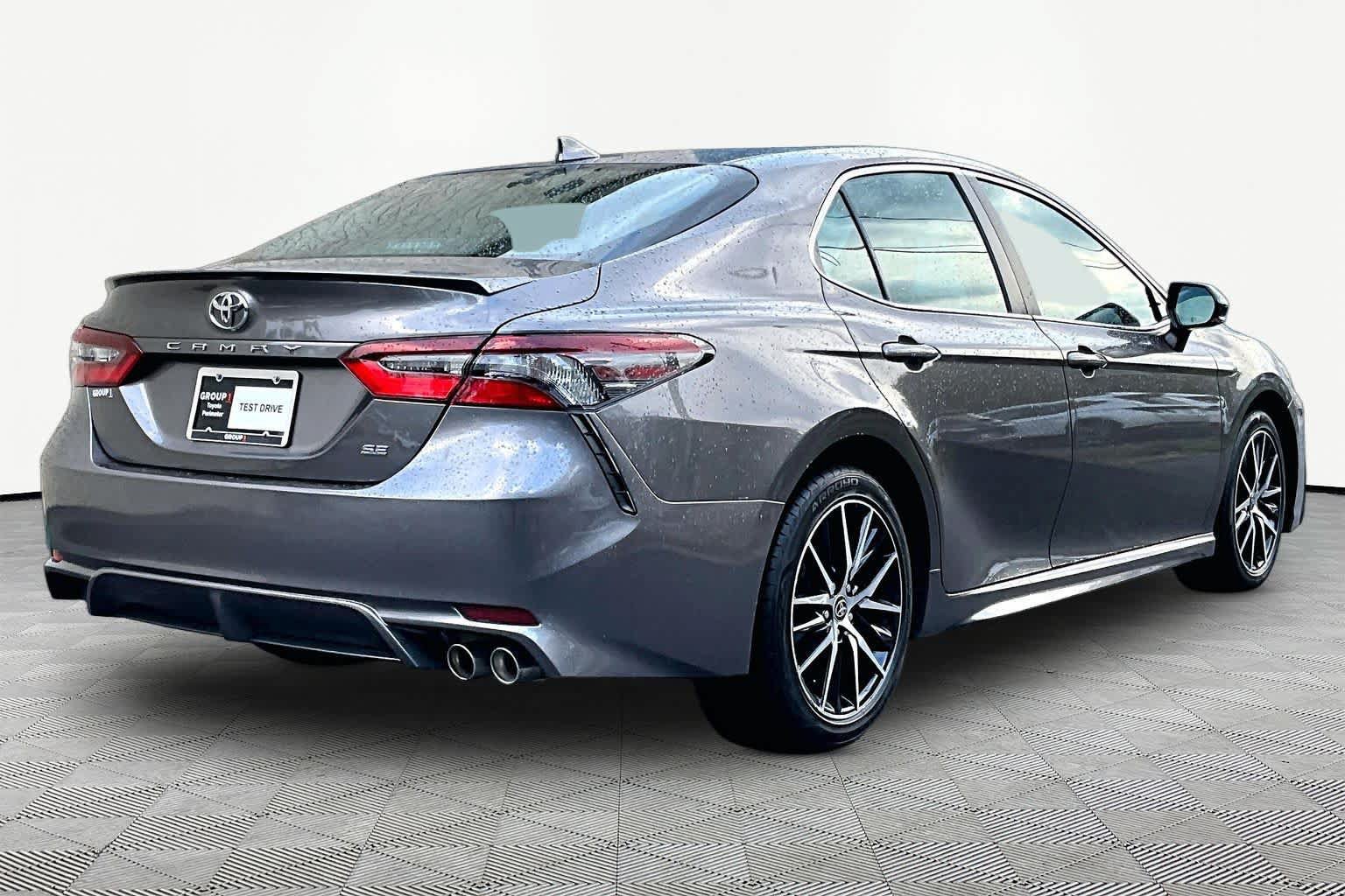 Used 2024 Toyota Camry SE FWD image 13