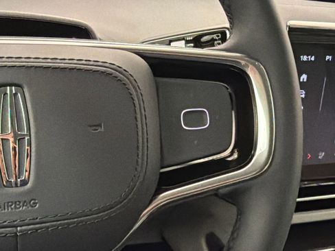 New 2026 Lincoln Nautilus Premier image 21