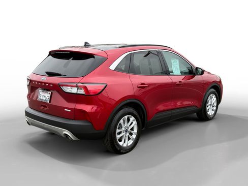 Used 2020 Ford Escape SE FWD image 5