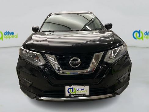 Used 2017 Nissan Rogue S AWD/4WD image 15