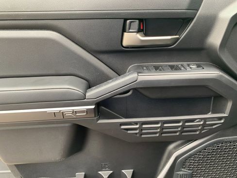 Used 2024 Toyota Tacoma TRD Sport w/ TRD Sport Upgrade Package AWD/4WD image 12
