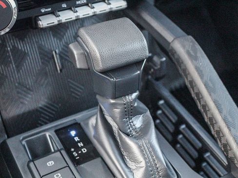 Certified 2024 Toyota Tacoma SR5 image 28