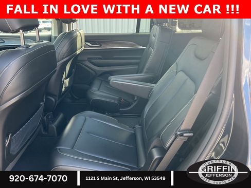 Used 2024 Jeep Grand Cherokee L Limited image 15