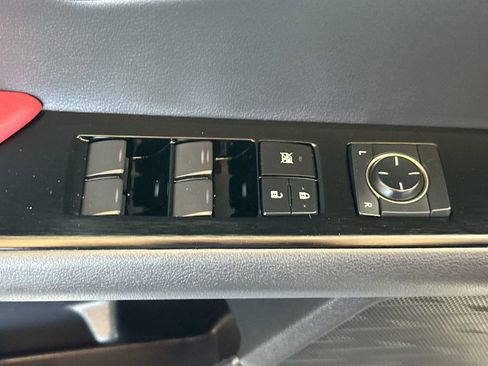 Used 2021 Lexus UX 200 F Sport w/ Accessory Package (Z2) FWD image 12
