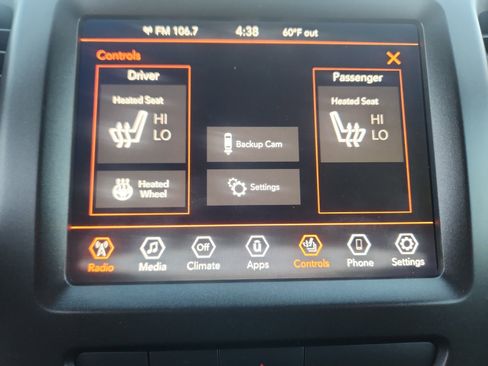 Used 2019 Jeep Cherokee Trailhawk w/ Cold Weather Group image 29