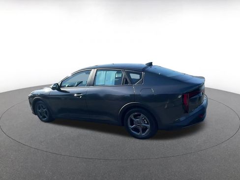 Used 2025 Kia K4 LXS image 10