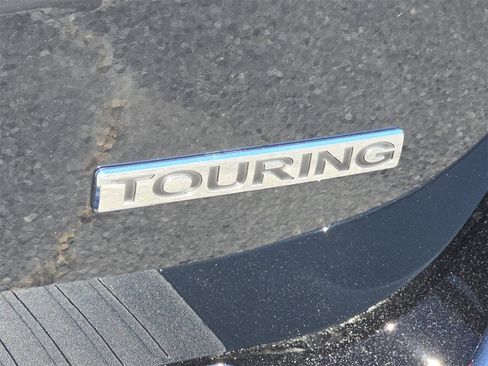 New 2026 Honda Odyssey Touring image 8