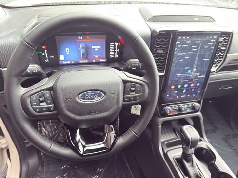 New 2025 Ford Ranger XLT w/ Equipment Group 301A High image 18
