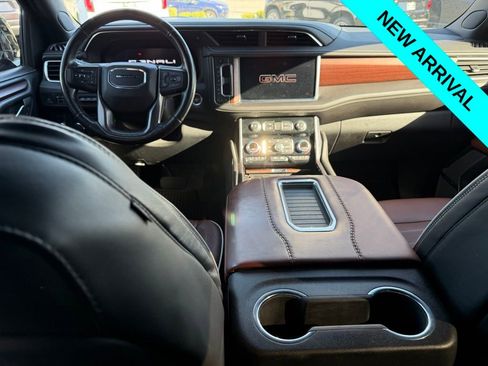Used 2023 GMC Yukon Denali Ultimate image 5