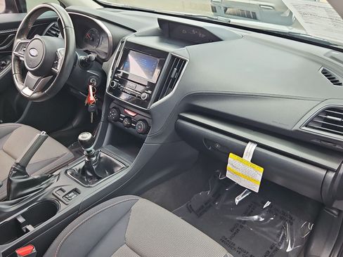 Used 2019 Subaru Crosstrek 2.0i Premium AWD/4WD image 25