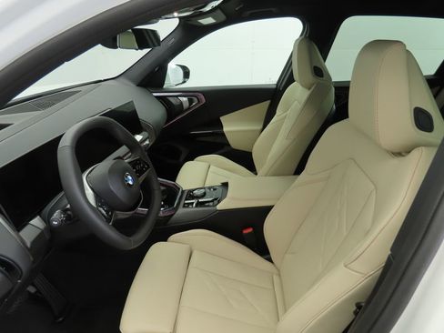 New 2026 BMW X3 xDrive30 w/ Premium Package image 18