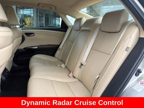 Used 2016 Toyota Avalon Limited w/ Toyota Safety Sense Package FWD image 15