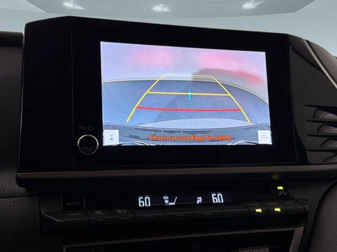 Used 2025 Toyota Camry LE FWD image 20