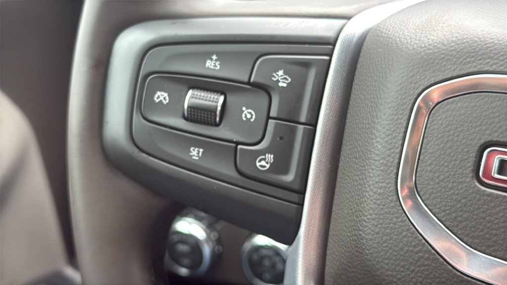 Used 2023 GMC Sierra 1500 SLT AWD/4WD image 19