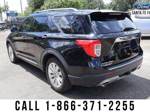 Used 2022 Ford Explorer Limited w/ Equipment Group 301A RWD image 3