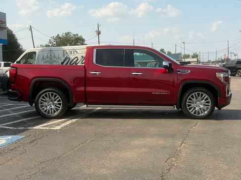 Used 2019 GMC Sierra 1500 Denali w/ Denali Ultimate Package AWD/4WD image 4