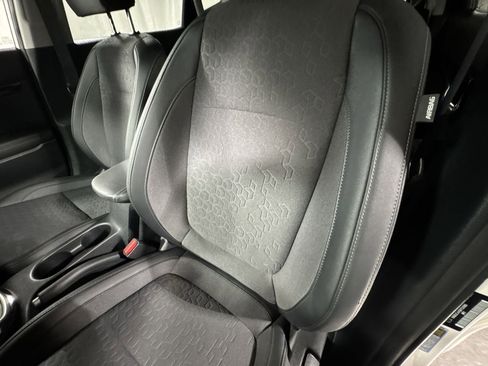 Certified 2024 Kia Seltos S image 18