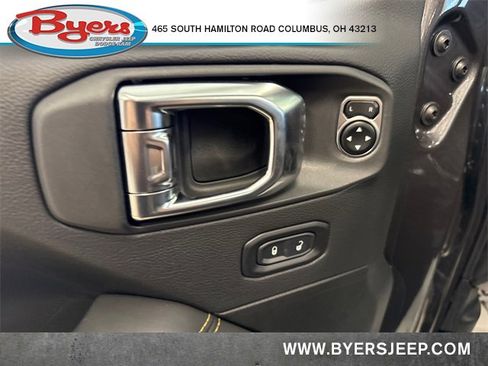 New 2025 Jeep Wrangler Unlimited Rubicon 392 image 12