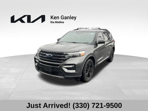 Used 2020 Ford Explorer XLT w/ Equipment Group 202A RWD image 1