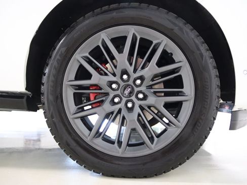 Used 2025 Ford Expedition Platinum w/ Stealth Performance Package AWD/4WD image 85