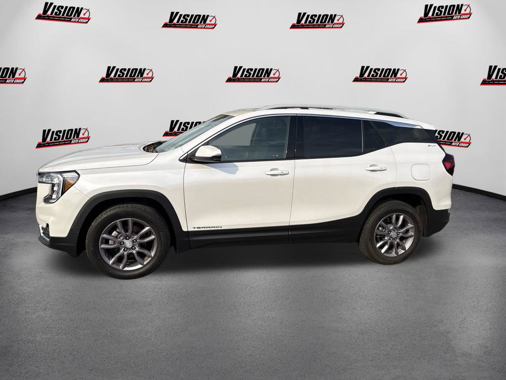 Used 2023 GMC Terrain SLT AWD/4WD image 2