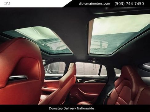 Used 2018 Porsche Panamera 4S AWD/4WD image 22