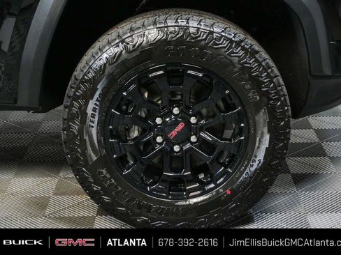 New 2026 GMC Canyon Elevation w/ Convenience Package RWD image 35