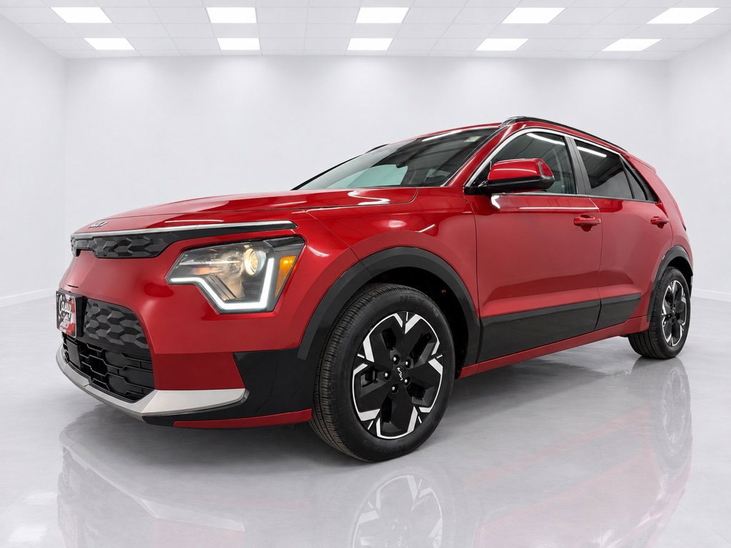 Used 2023 Kia Niro Wind w/ Wind Preserve Package FWD image 4