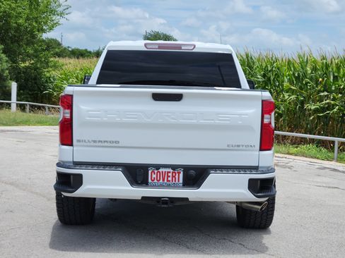 Used 2020 Chevrolet Silverado 1500 Custom w/ Custom Value Package RWD image 6
