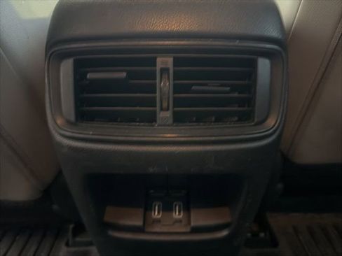 Used 2017 Honda CR-V EX-L image 13