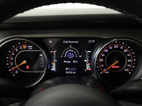 Used 2021 Jeep Wrangler Unlimited Sport image 12