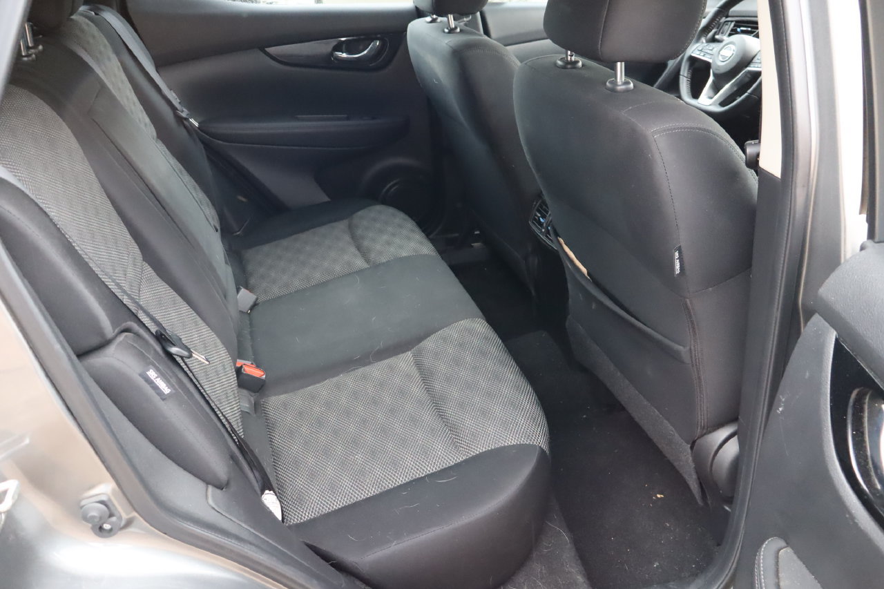 Used 2021 Nissan Rogue Sport SV FWD image 17