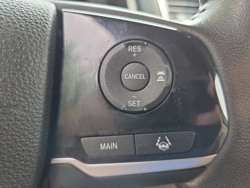 Used 2020 Honda Pilot Touring image 37